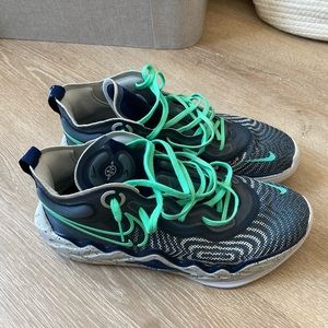 Nike Air Zoom - GT Run